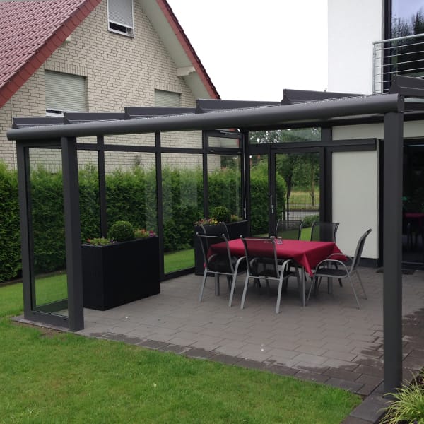 Terrassenüberdachung mit Windschutz in Schloß Holte-Stukenbrock