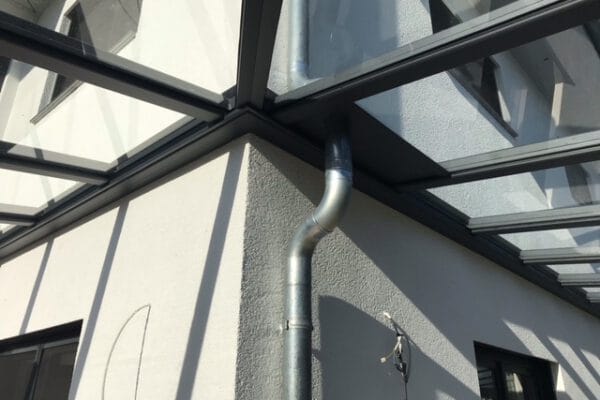 D & F Alu Terrassenüberdachung über Eck