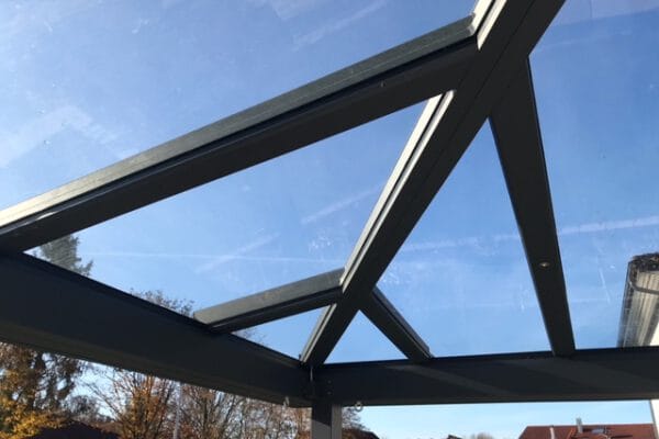 D & F Alu Terrassenüberdachung über Eck