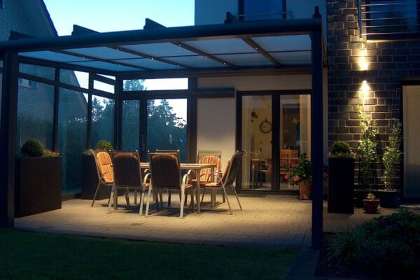 D & F Alu Terrassenüberdachung mit Beleuchtung
