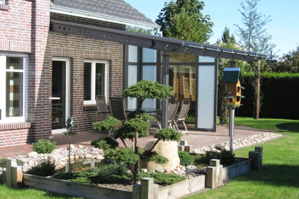 Terrassenüberdachung mit einer kreisförmigen Sparrenmodellierung in Cloppenburg